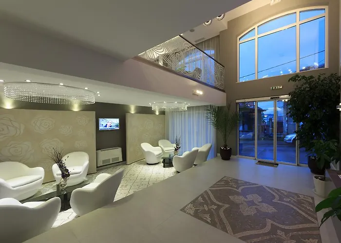 Agusta Hotel, Garden &